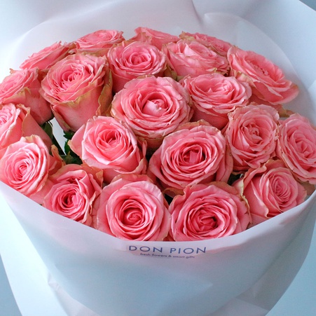Букет 21 роза Софи Лорен