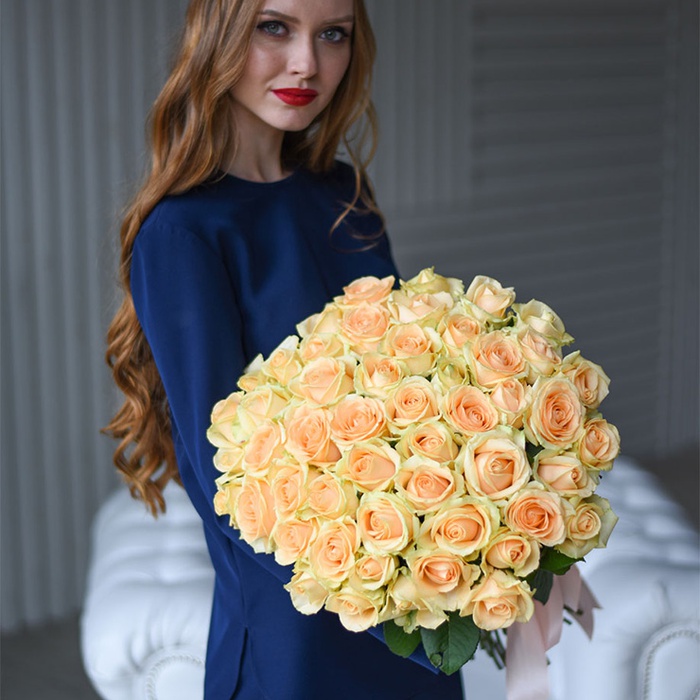 Троянда Аваланч Персик, 80 см
