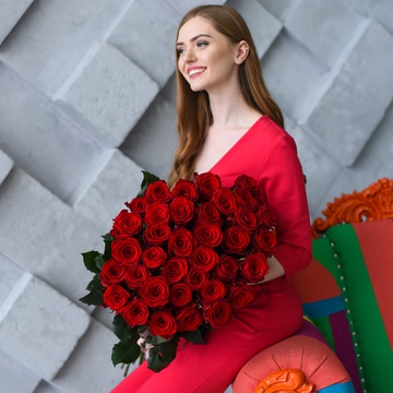 Букет 35 красных роз Mэри Mи, 80 см
