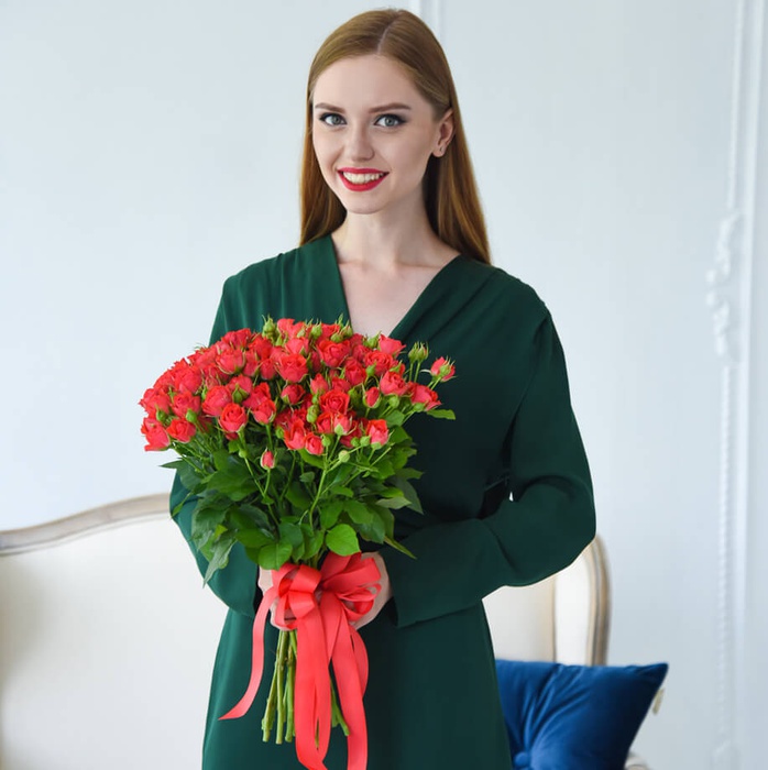 Троянда Ред Ванесса, 60 см