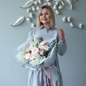 Букет из нежных ранункулюсов и сирени