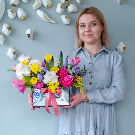 Цветы в коробке "Цветочная поляна"