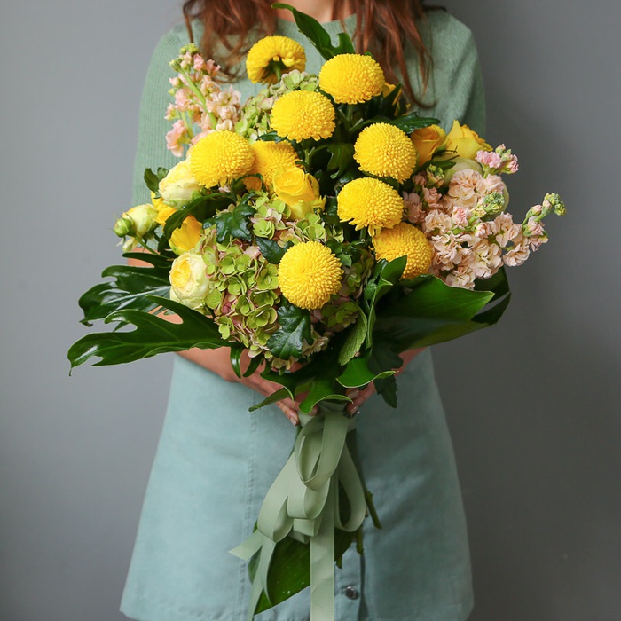 Букет с хризантемами "Солнечная осень"