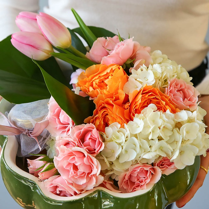 Подарунковий набір з квітами та варенням Персик-лаванда