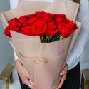 Букет з 25 червоних троянд "Ніна"