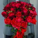 Букет із троянд "Вишневий сорбет"