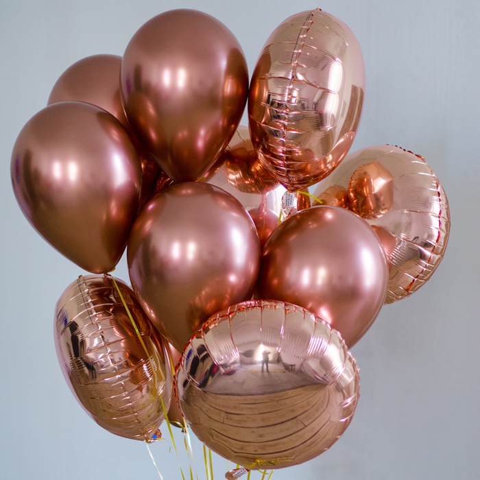 Охапка воздушных шаров "Розовое золото"