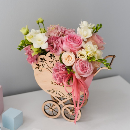 Цветы в коляске Baby Girl