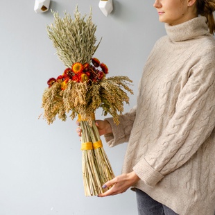 Дидух с колосков и цветов