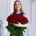 Букет 51 красная роза Гран При, 70 см
