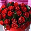 Цветы в коробке роза "Спелая ягода"