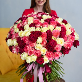 Букет мікс з 201 троянди 3-х сортів