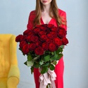 35 красных роз Гран При 70 см