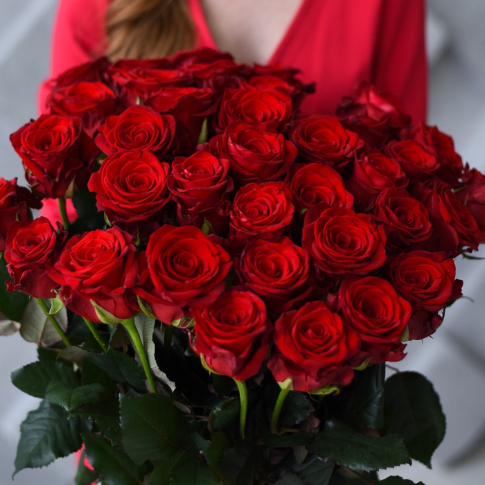 Букет 35 красных роз Mэри Mи, 80 см