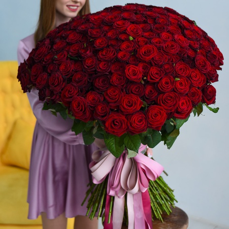 Букет 201 красная роза Гран При, 70 см