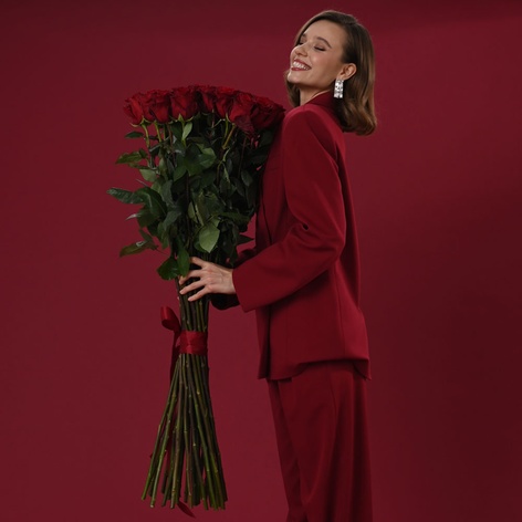 Букет 35 троянд Експлорер