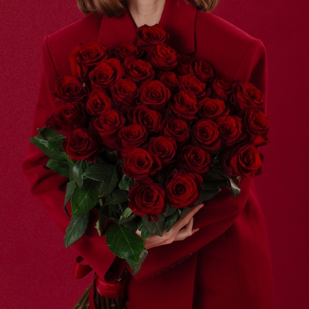 Букет 35 троянд Експлорер