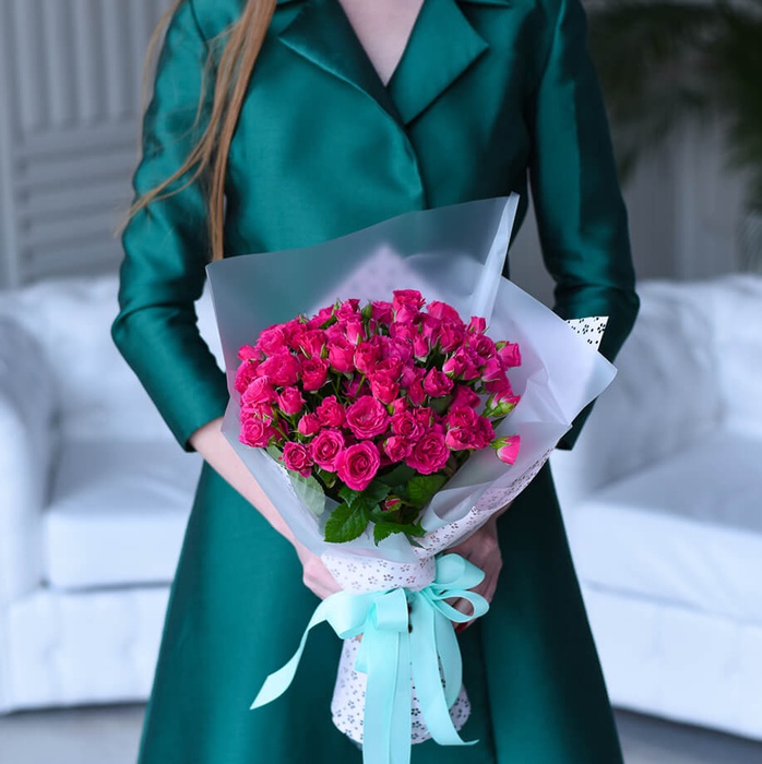 Троянда Лавли Лідія, 50 см