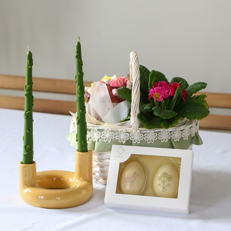 Подарочный набор с цветами "Светлая тайна Пасхи"