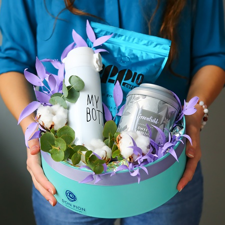 Подарунковий набір з чаєм, кавою і термосом