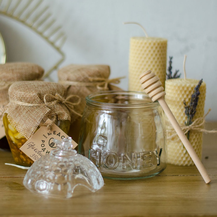 Подарочный набор с медом и свечами