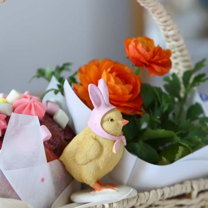 Подарунковий набір "Кошик великодніх див"