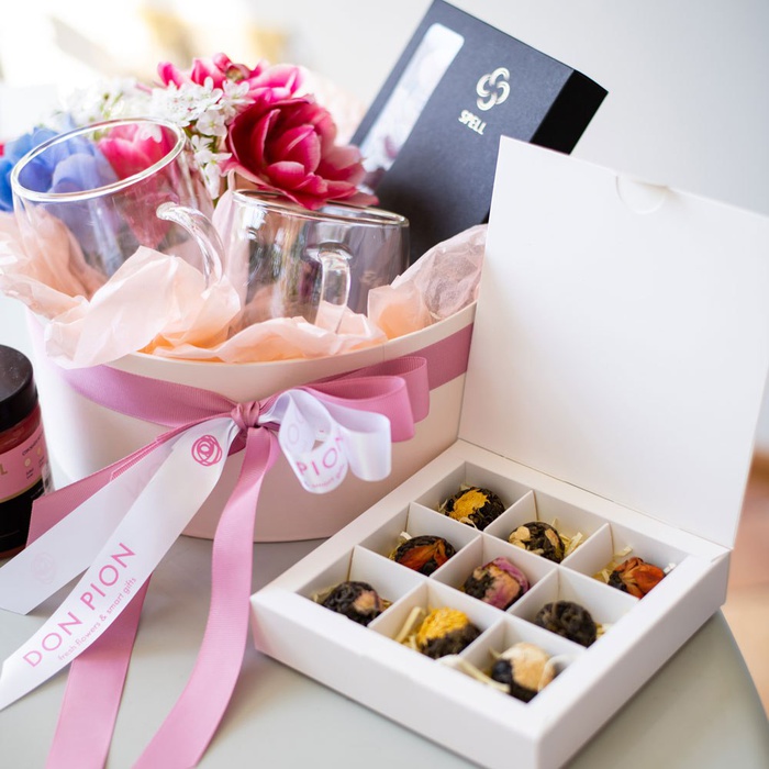 Подарунковий набір "Квітуча насолода"