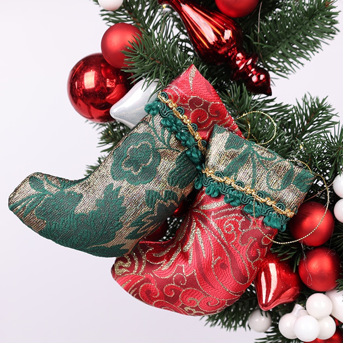 Новорічний вінок із штучної хвої "Червоно-зелений"