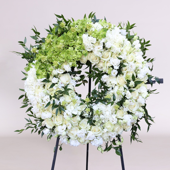 Траурный венок "Тихое уважение"