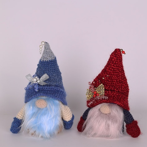 М'яка іграшка гном новорічний