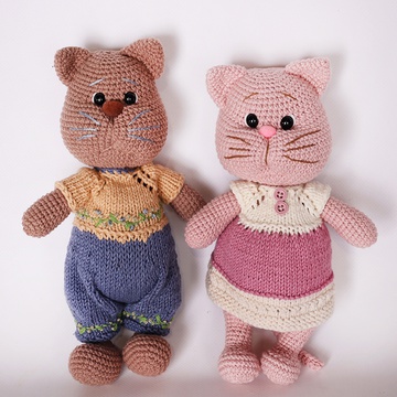 М'яка іграшка милий котик