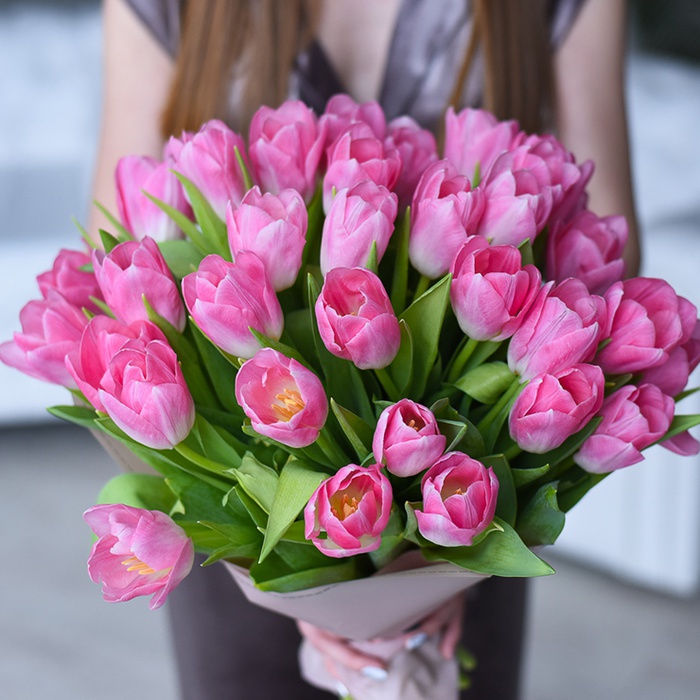 Букет 35 розовых тюльпанов