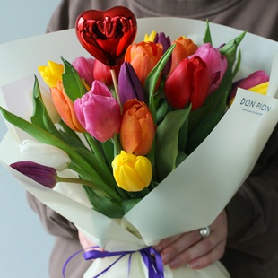 Букет 25 мікс тюльпанів "З любов'ю"