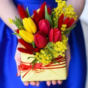 Композиція в конверті "Ароматна мімоза"