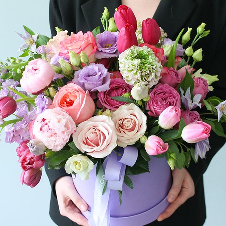 Цветы в коробке "Розово-лиловая нежность"