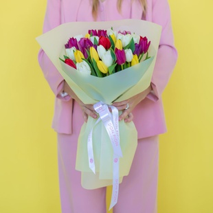 Букет 35 микс тюльпанов