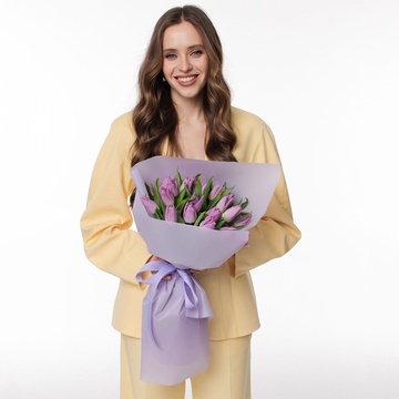 Букет 21 ніжно-фіолетовий тюльпан