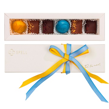 Набір шоколадних цукерок "Перемога" від Spell