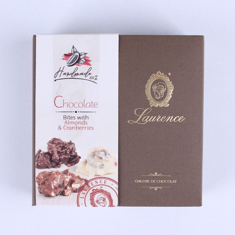 Шоколад с миндальными палочками и клюквой от Laurence