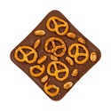 Плитка молочного шоколада с арахисовой пастой, клюквой и печеньем от Spell