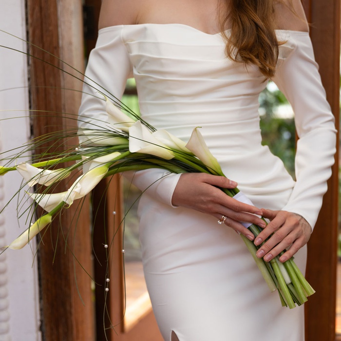 Букет нареченої з білої кали "Лінії кохання"