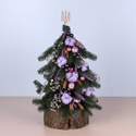 Новогодняя елка в фиолетовых оттенках