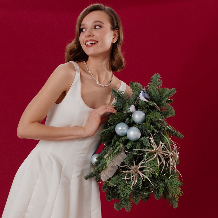 Новогодняя елка "Серебряная классика"