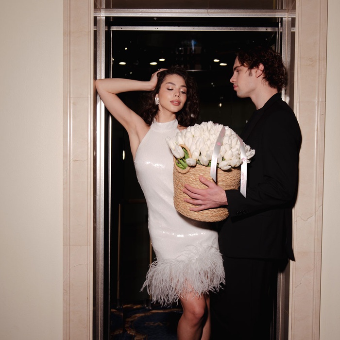 Квіти у кошику "101 білий тюльпан"