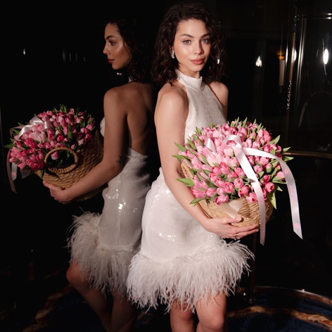 Цветы в корзине "101 розовый тюльпан"