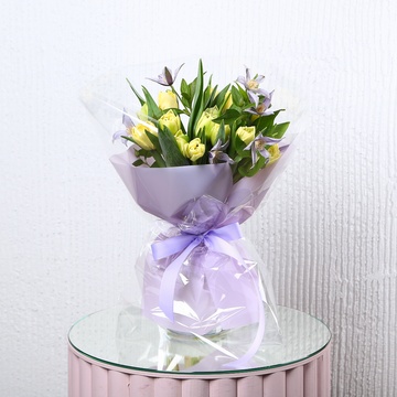 Букет з тюльпанів "Доставка весни"
