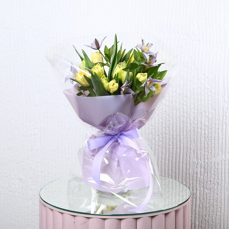 Букет из тюльпанов "Доставка весны"