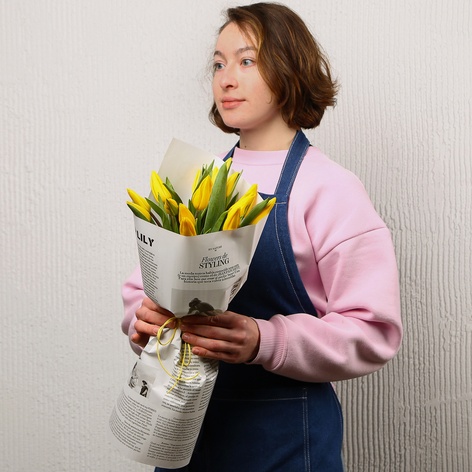 Букет 15 жовтих тюльпанів