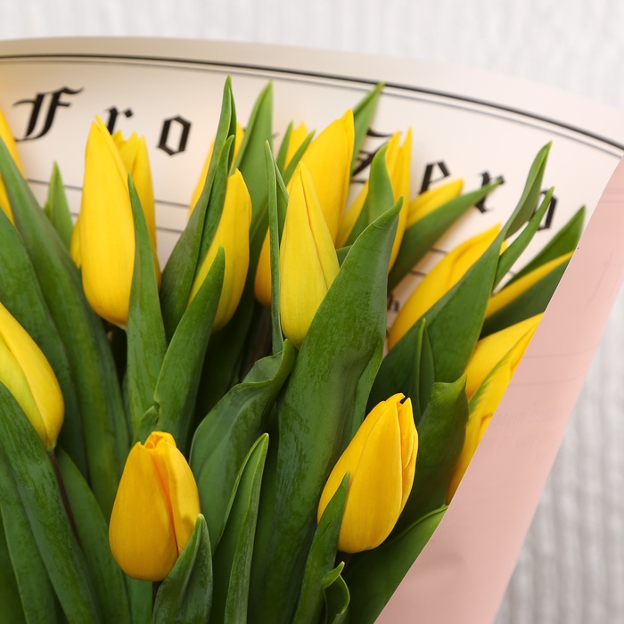 Букет 21 желтый тюльпан