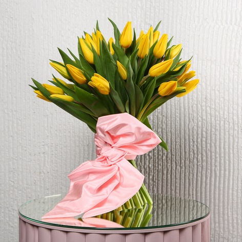 Букет 51 желтый тюльпан